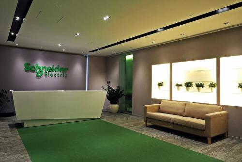 نمایندگی پی ال سی اشنایدر