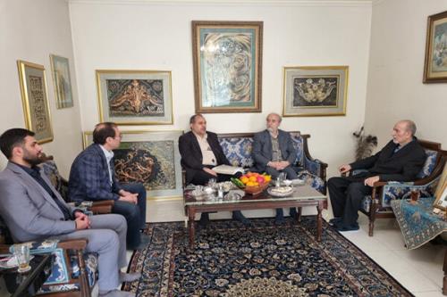 برگزاری بزرگداشت هنرمند پیشکسوت تجسمی و هنرهای سنتی