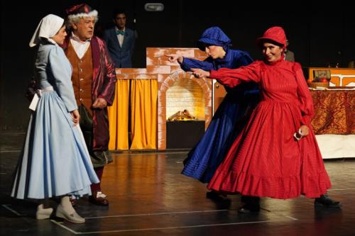 کودکان کار میهمان سیندرلا می شوند