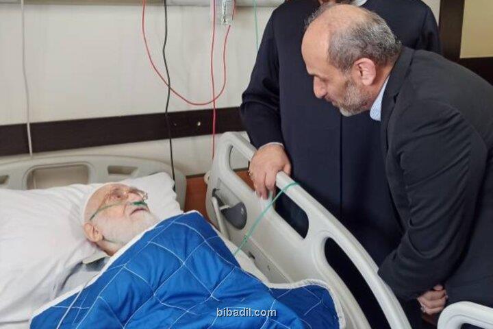 رییس صداوسیما از آیت الله نوری همدانی عیادت کرد
