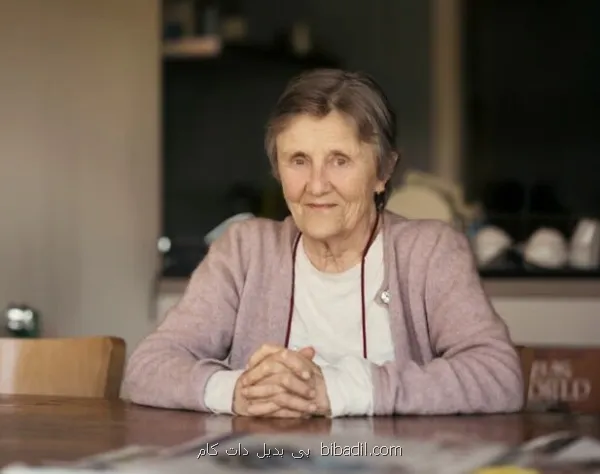 هلن گارنر با یادداشت های روزانه، برنده جایزه بیلی گیفورد شد