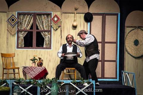 شهرداری با تبلیغ تئاتر از گروه ها حمایت كند، هزینه بیش از فروش