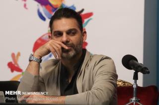 پیمان معادی مقابل دوربین مهدویان می رود، ایفای نقش در درخت گردو