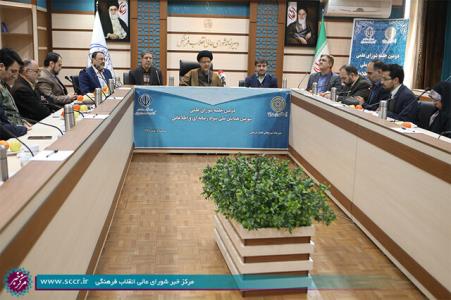 سبك های سنتی حكمرانی دیگر توانایی اداره جامعه را ندارند