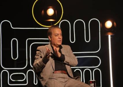 تحلیل مرد بارانی در ساعت سینما