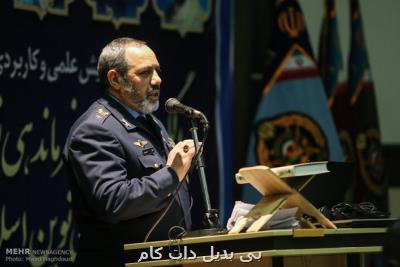 فرمانده ارتش میهمان شبكه پنج می شود